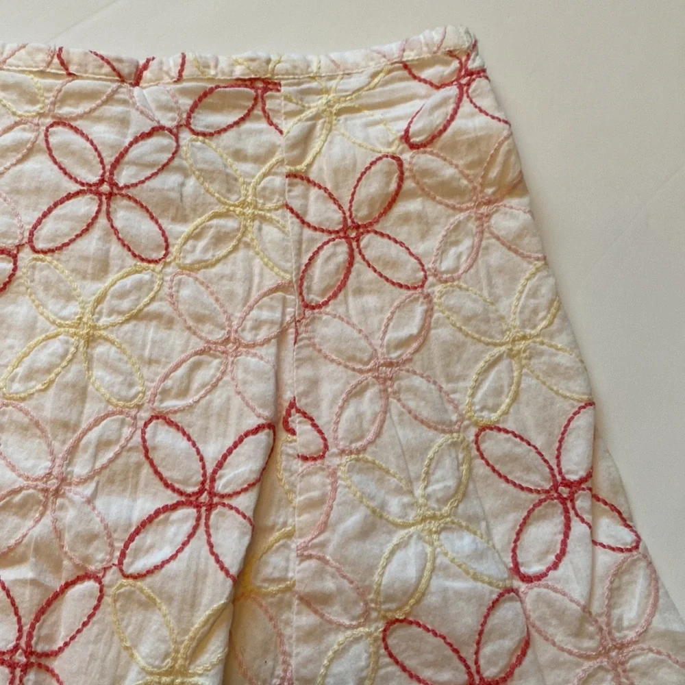 EUC old navy embroidered skirt